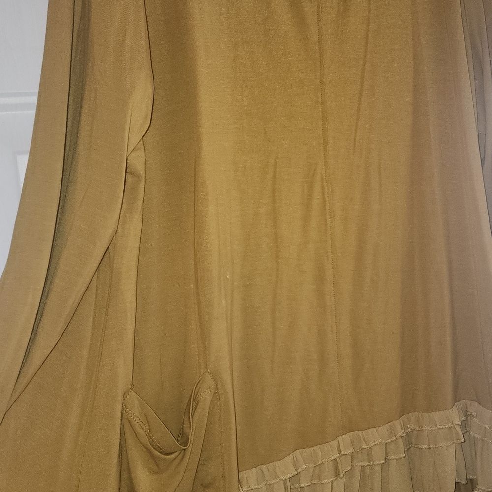 Logo Tunic - Picture 2 of 3